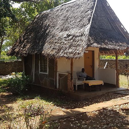 Shimoni Gardens Cottages Esterno foto